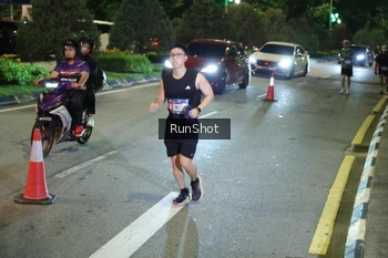 Runner Photo 4242105