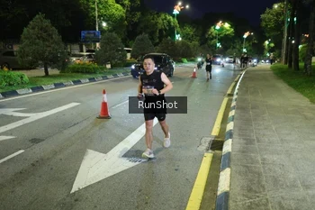 Runner Photo 4242106