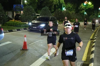 Runner Photo 4242136