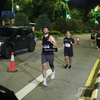 Runner Photo 4242139