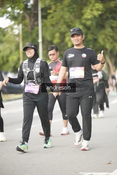 Runner Photo 4242142