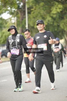 Runner Photo 4242159