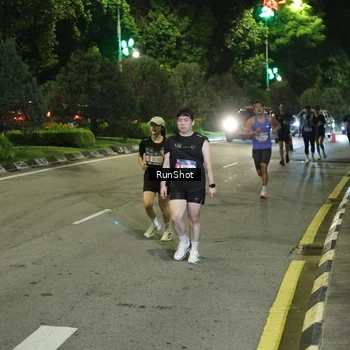 Runner Photo 4242172