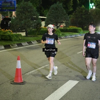 Runner Photo 4242183