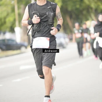 Runner Photo 4242186