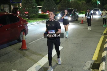 Runner Photo 4242216