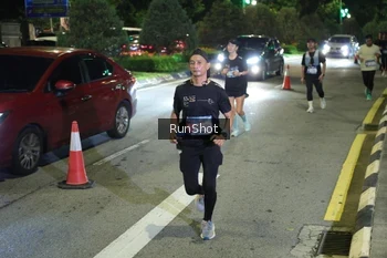 Runner Photo 4242217