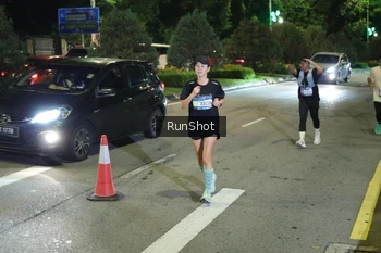 Runner Photo 4242218