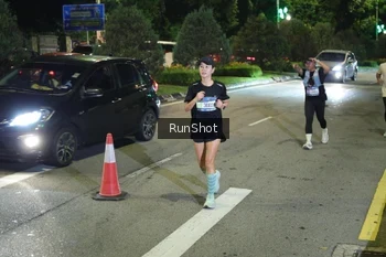 Runner Photo 4242228