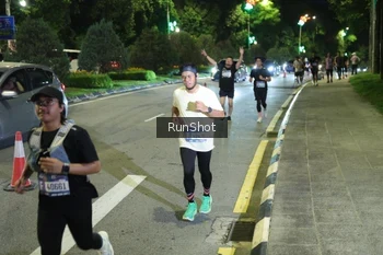 Runner Photo 4242237