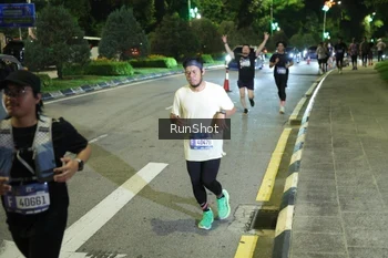 Runner Photo 4242240