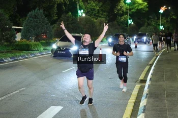 Runner Photo 4242261