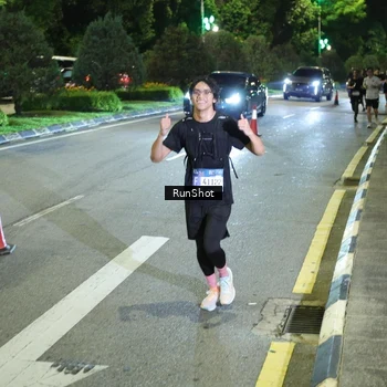 Runner Photo 4242269