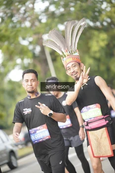 Runner Photo 4242275