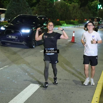 Runner Photo 4242283