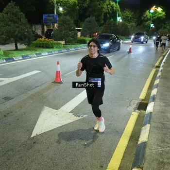Runner Photo 4242284