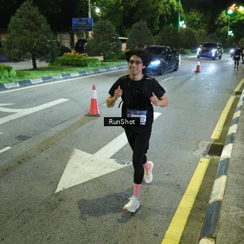 Runner Photo 4242287