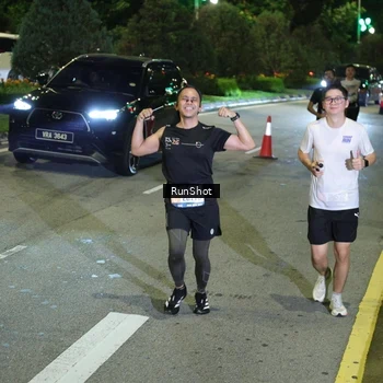 Runner Photo 4242290