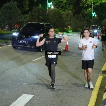 Runner Photo 4242291