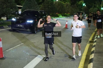 Runner Photo 4242296
