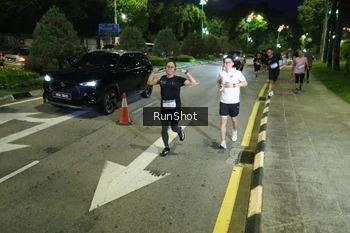 Runner Photo 4242301