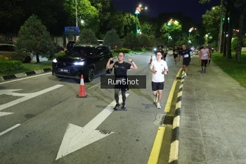 Runner Photo 4242306