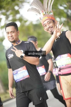 Runner Photo 4242307