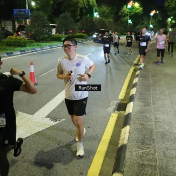 Runner Photo 4242322