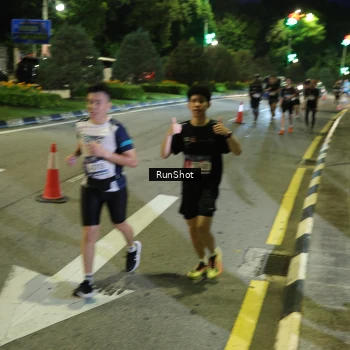 Runner Photo 4242352
