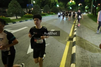 Runner Photo 4242358