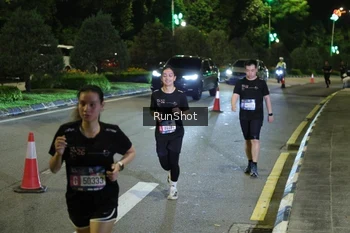 Runner Photo 4242369