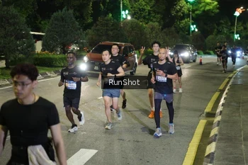 Runner Photo 4242373