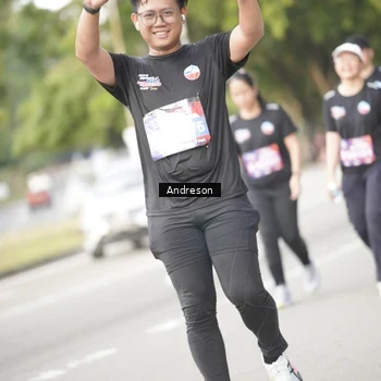 Runner Photo 4242389