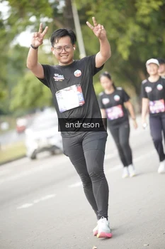 Runner Photo 4242401
