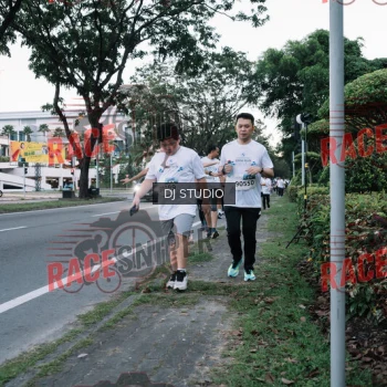 Runner Photo 424242