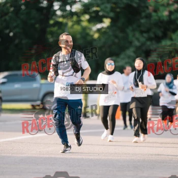Runner Photo 424246