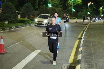 Runner Photo 4242487