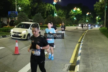 Runner Photo 4242495