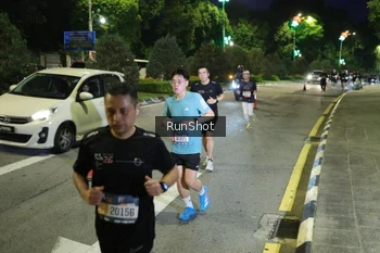 Runner Photo 4242497