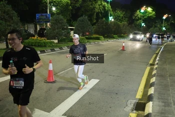 Runner Photo 4242513
