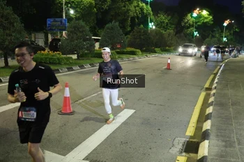 Runner Photo 4242517