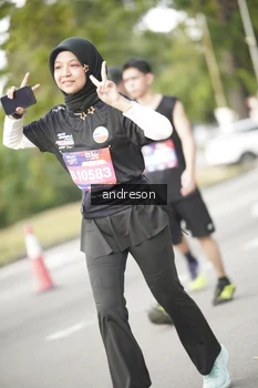 Runner Photo 4242534