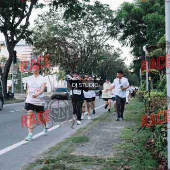 Runner Photo 424254