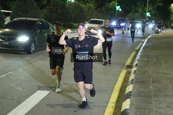 Runner Photo 4242647