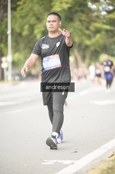 Runner Photo 4242648