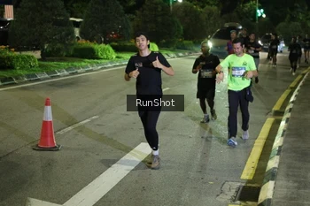 Runner Photo 4242650