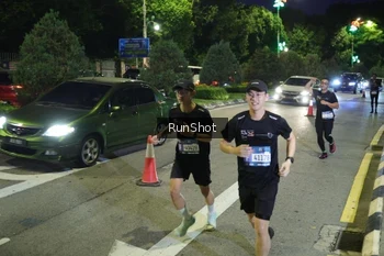 Runner Photo 4242653