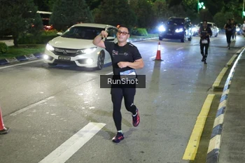 Runner Photo 4242666