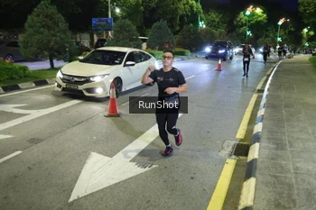 Runner Photo 4242676