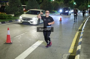 Runner Photo 4242678